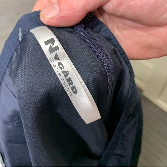 Vintage Navy Blue A Line Midi Skirt Eyelets Floral Embroider Sz 18 waist 38" - Picture 7 of 10